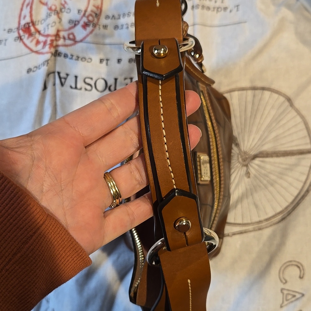 Dooney & Bourke Leather Shoulder Bag - Picture 9 of 16